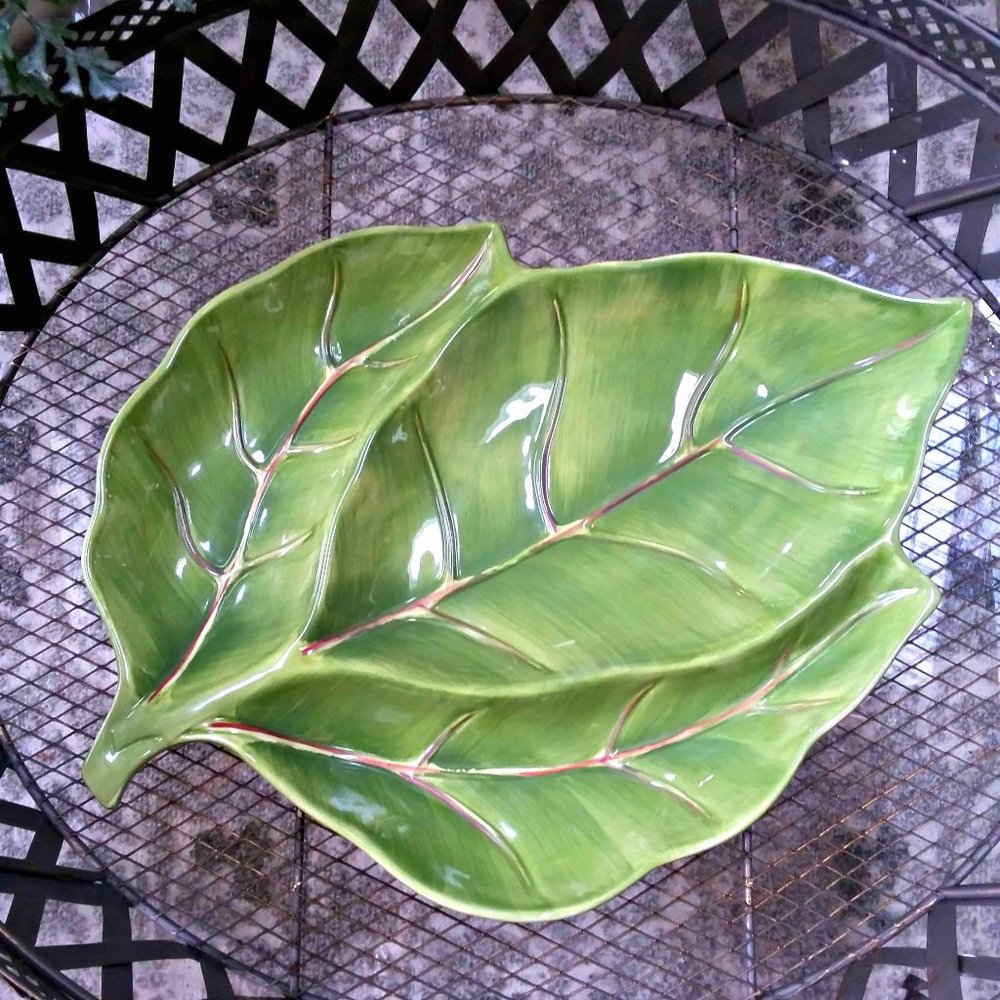 FARMHOUSE Cottage DIVIDED GREEN Leaf PLATTER